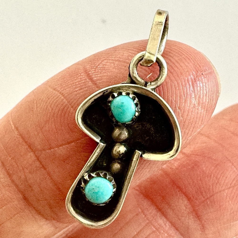 VTG Zuni Mushroom Pendant Turquoise 1in Estella Laate Native‎ Amer Sterling Mini